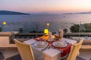 هتل فوراور کلاب