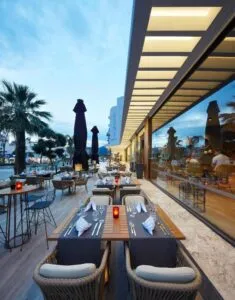 هتل لالیلا بلو