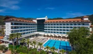 هتل لتوئیله بیچ