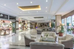 هتل لتوئیله بیچ