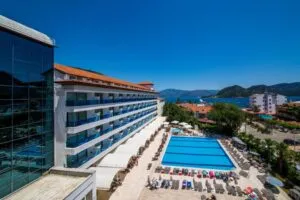 هتل لتوئیله بیچ