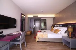 اتاق هتل میراژ ورلد