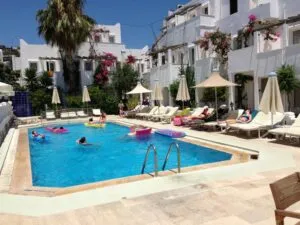 هتل هلو بدروم