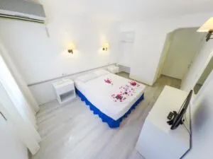 اتاق هتل هلو بدروم