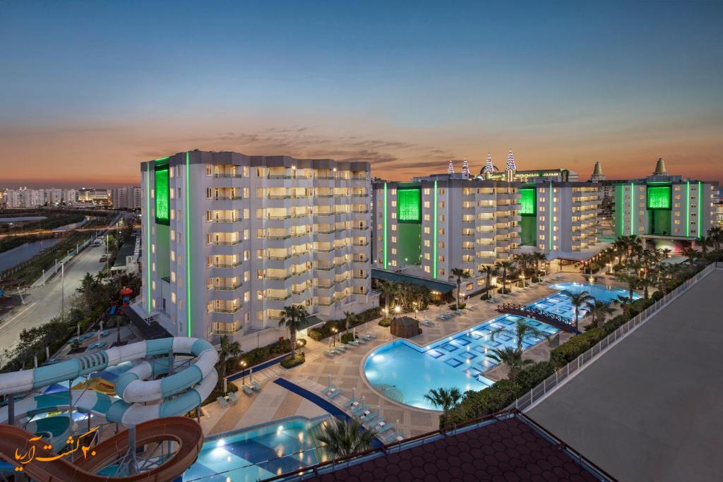 نمای هتل ویندهام گاردن لارا