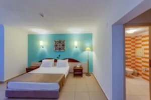 اتاق هتل یلکن مانادالینچی