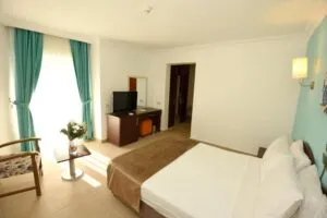 اتاق هتل یلکن مانادالینچی