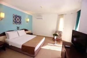 تور آنتالیا هتل یلکن مانادالینچی