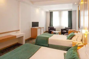 اتاق هتل لادونیا آداکوله