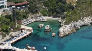 هتل کرومار دلوکس