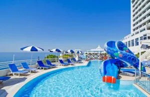 هتل کرومار دلوکس