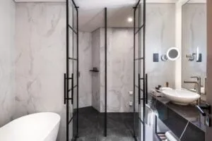 هتل پارامونت مید تاون