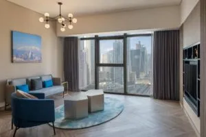 هتل پارامونت مید تاون