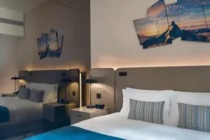 هتل پارامونت مید تاون