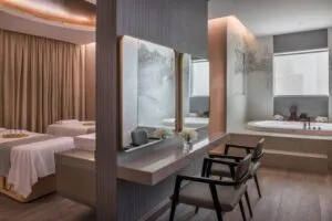 هتل پارامونت مید تاون