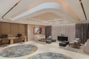 هتل پارامونت مید تاون