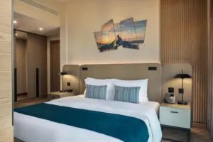 هتل پارامونت مید تاون