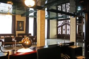 هتل واین پالاس