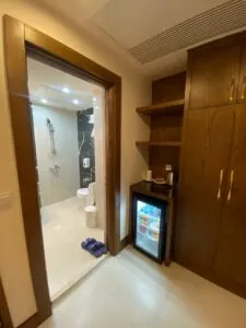 هتل شکوه شارستان