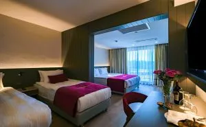 اتاق ایکس هتل بلک