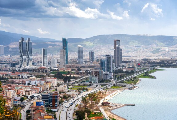 تور ازمیر شهریورماه 1405