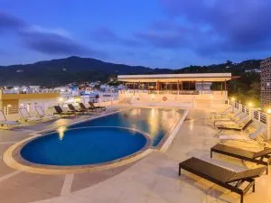 هتل اشلی پلازا پاتونگ و اسپا پوکت