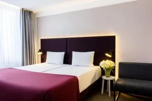 هتل ازیموت سنت پترزبورگ