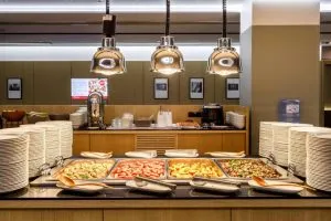 هتل ازیموت سنت پترزبورگ