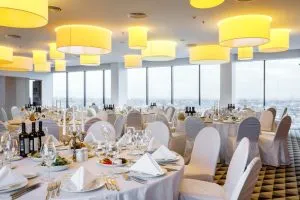 هتل ازیموت سنت پترزبورگ