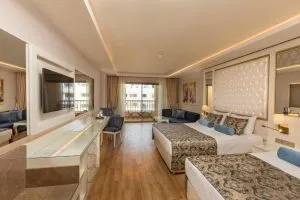 هتل حیدرپاشا پالاس آلانیا