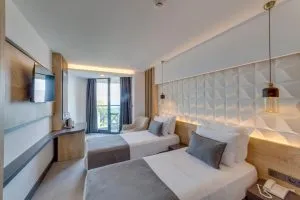 هتل سیگنیچر بلو ریزورت