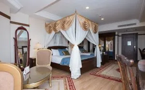 هتل دلفین پالاس