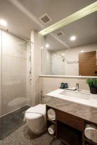 هتل منهتن بانکوک