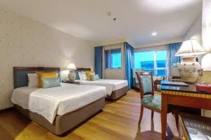 هتل پرینس پالاس بانکوک