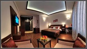 هتل ریتریت اگرا