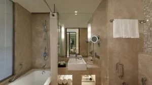 هتل هالیدی این جیپور سیتی سنتر