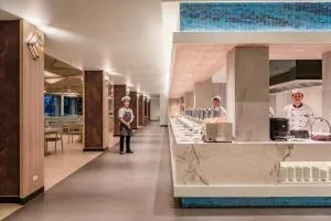 هتل اوشن فرانت بیچ ریزورت پوکت