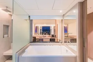 هتل اوشن فرانت بیچ ریزورت پوکت