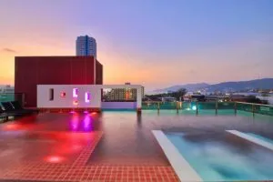 هتل اسلیپ ویت می پوکت