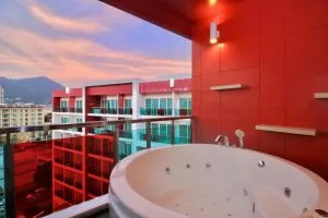 هتل اسلیپ ویت می پوکت