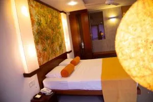 هتل توپاز کندی سریلانکا