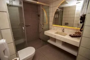 هتل میت پورت کوناک ازمیر