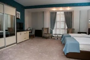 هتل آزالیا باکو