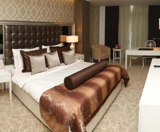 تور باکو هتل قفقاز سیتی