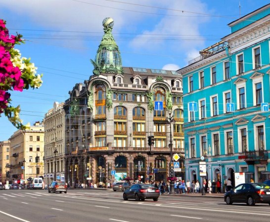 نحوه سفر از مسکو به سنت‌پترزبورگ با قطار