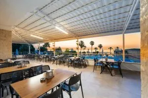 تور انتالیا هتل آرماس گل بیچ کمر