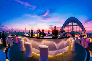 بار هتل سنتارا گرند ورلد بانکوک