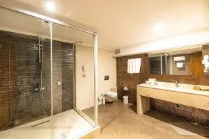 هتل کریستال پرستیژ الیت گوینوک