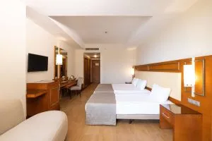 هتل کریستال پرستیژ الیت گوینوک