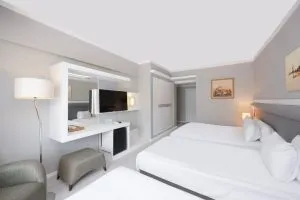 هتل ددمان کمر ریزورت